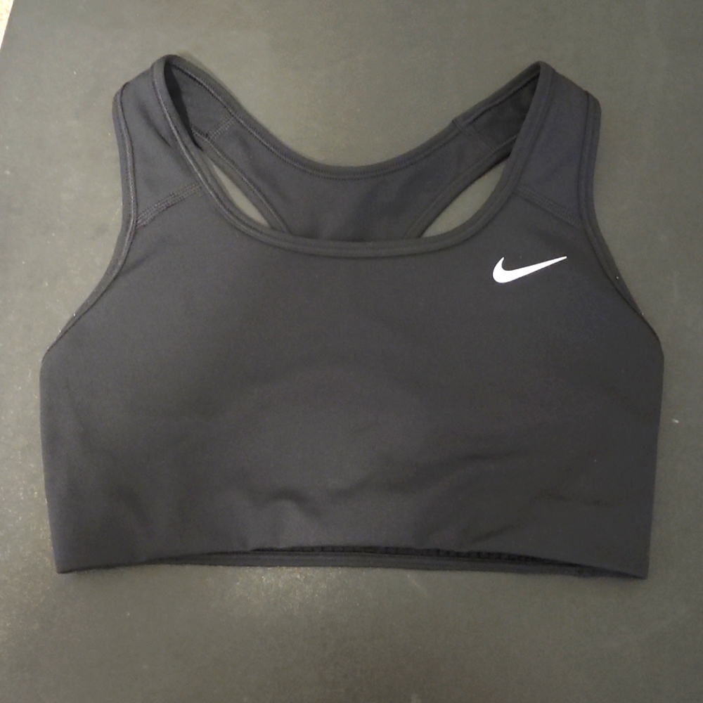 Nike Sports Bra Small Black NWOT